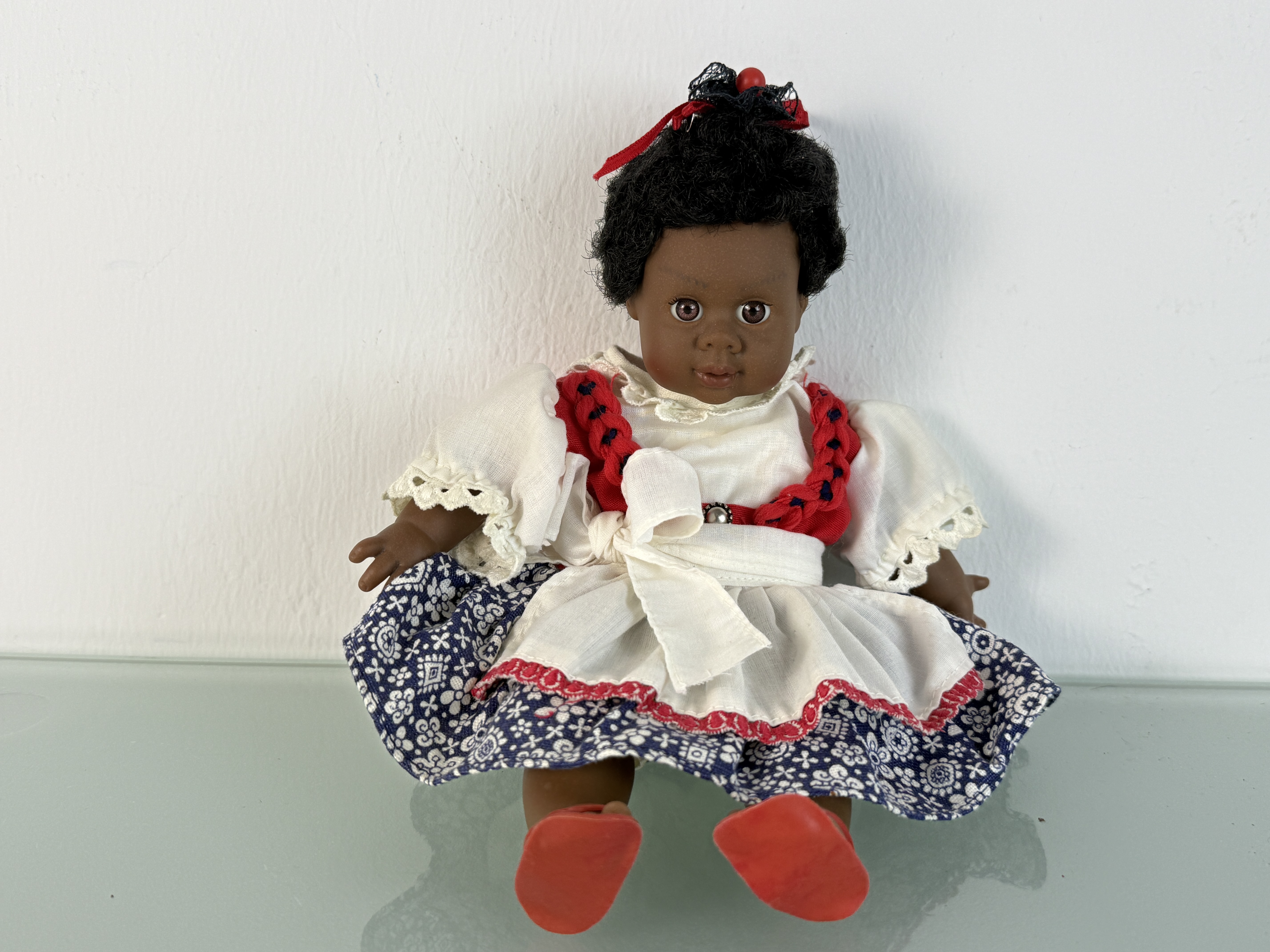 Künstlerpuppe Vinyl Puppe 24 cm Top Zustand  