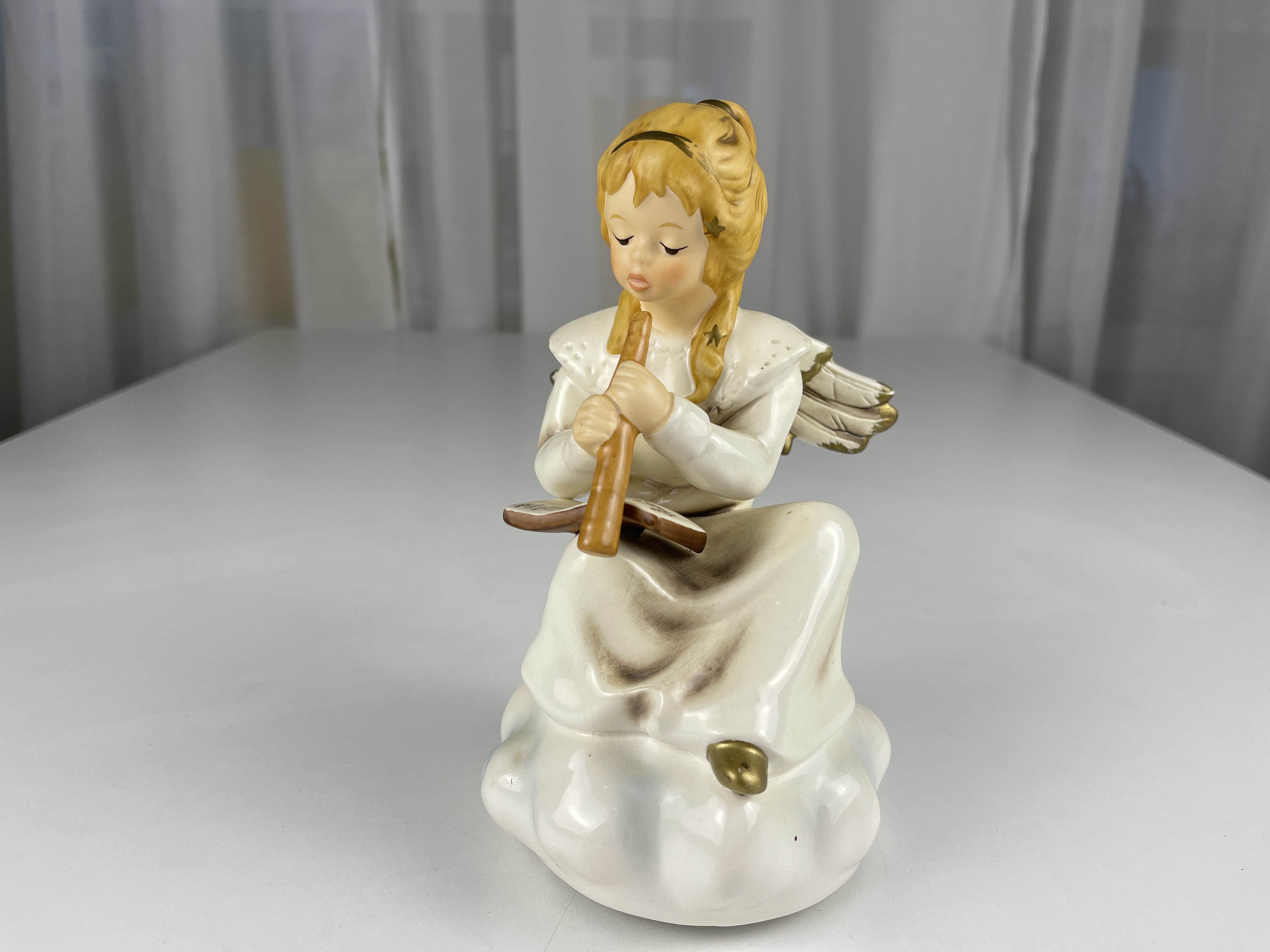 Goebel Figur 41 010 16 Engel auf Wolke + Spieluhr 18,5 cm. Top Zustand 