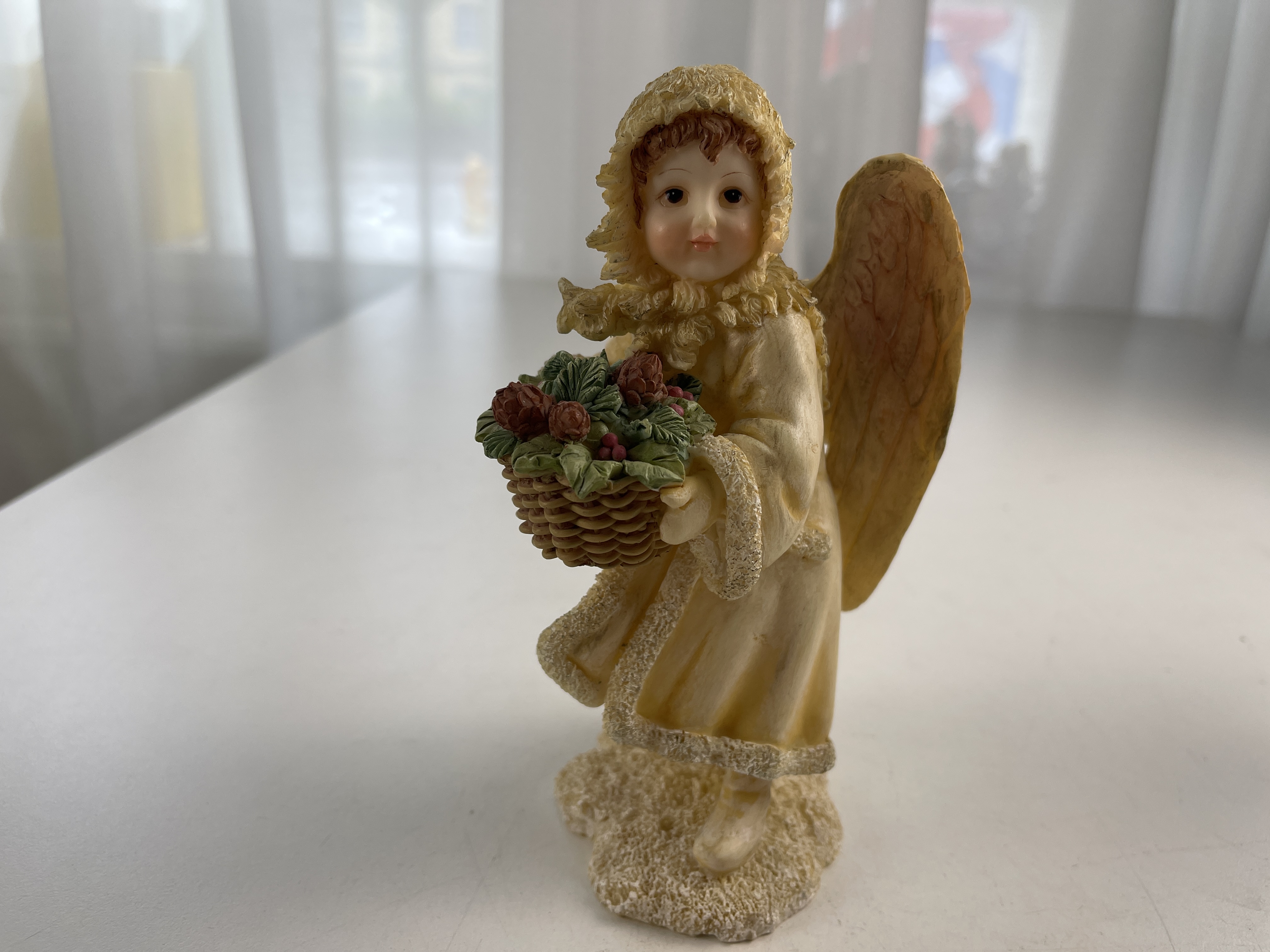 Kunststoff Sammler Figur Engel Mädchen 16,5 cm - Defekt
