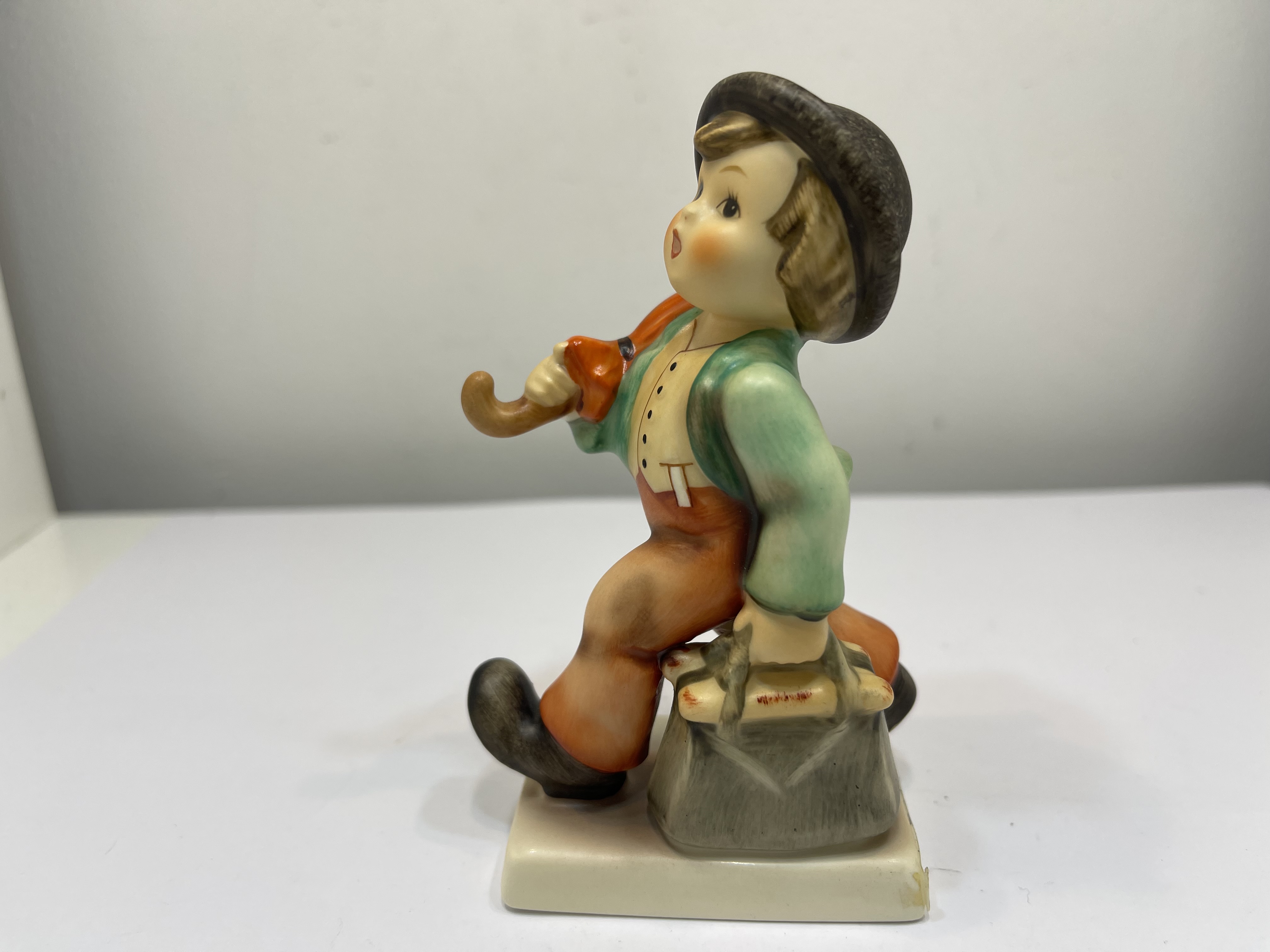 Hummel Figur 11 2/0 Wanderbub 11 cm. 1 Wahl. Top Zustand 