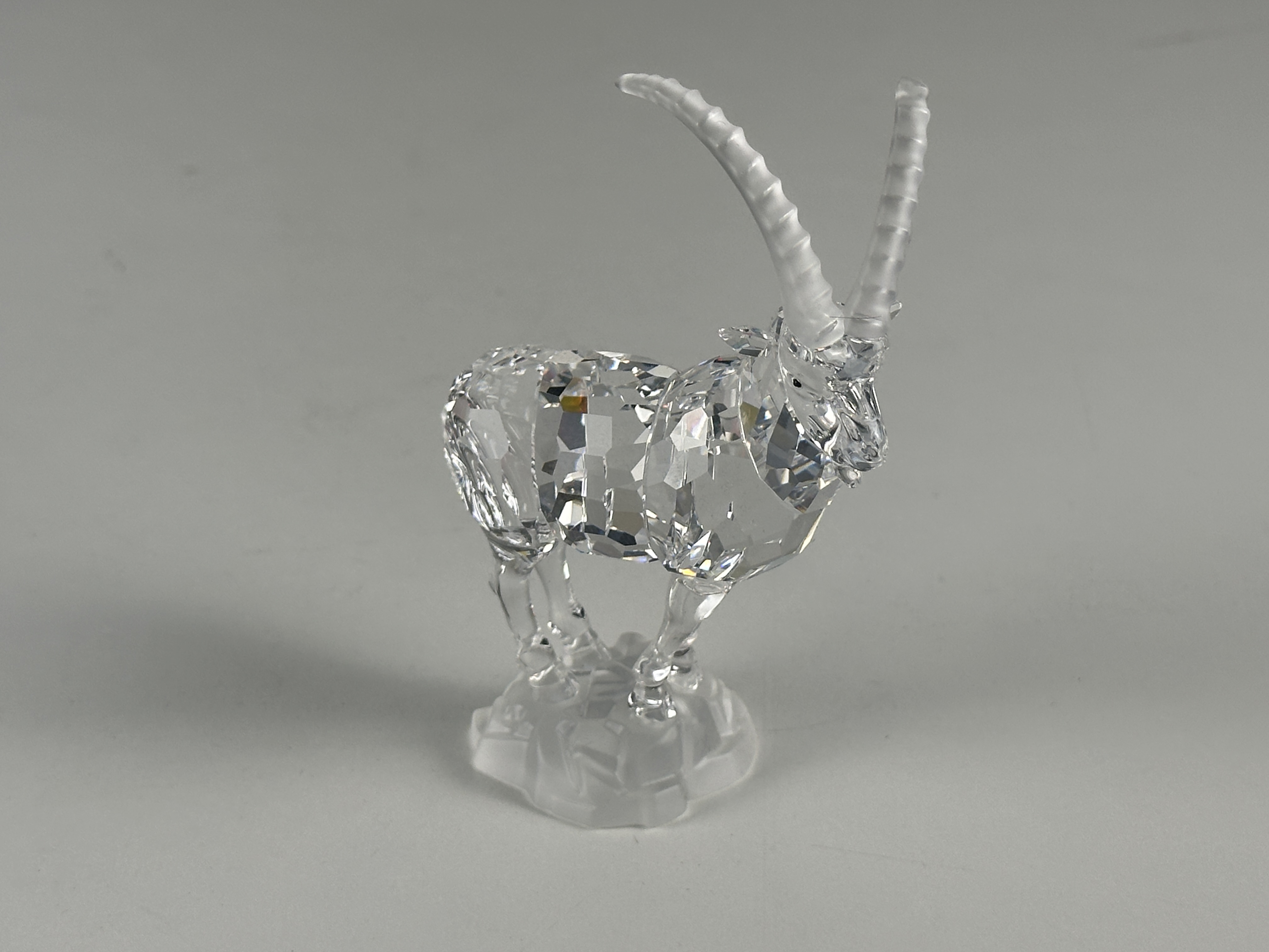 Swarovski Figur 275439 Steinbock 10,2 cm. Zustand siehe Fotos