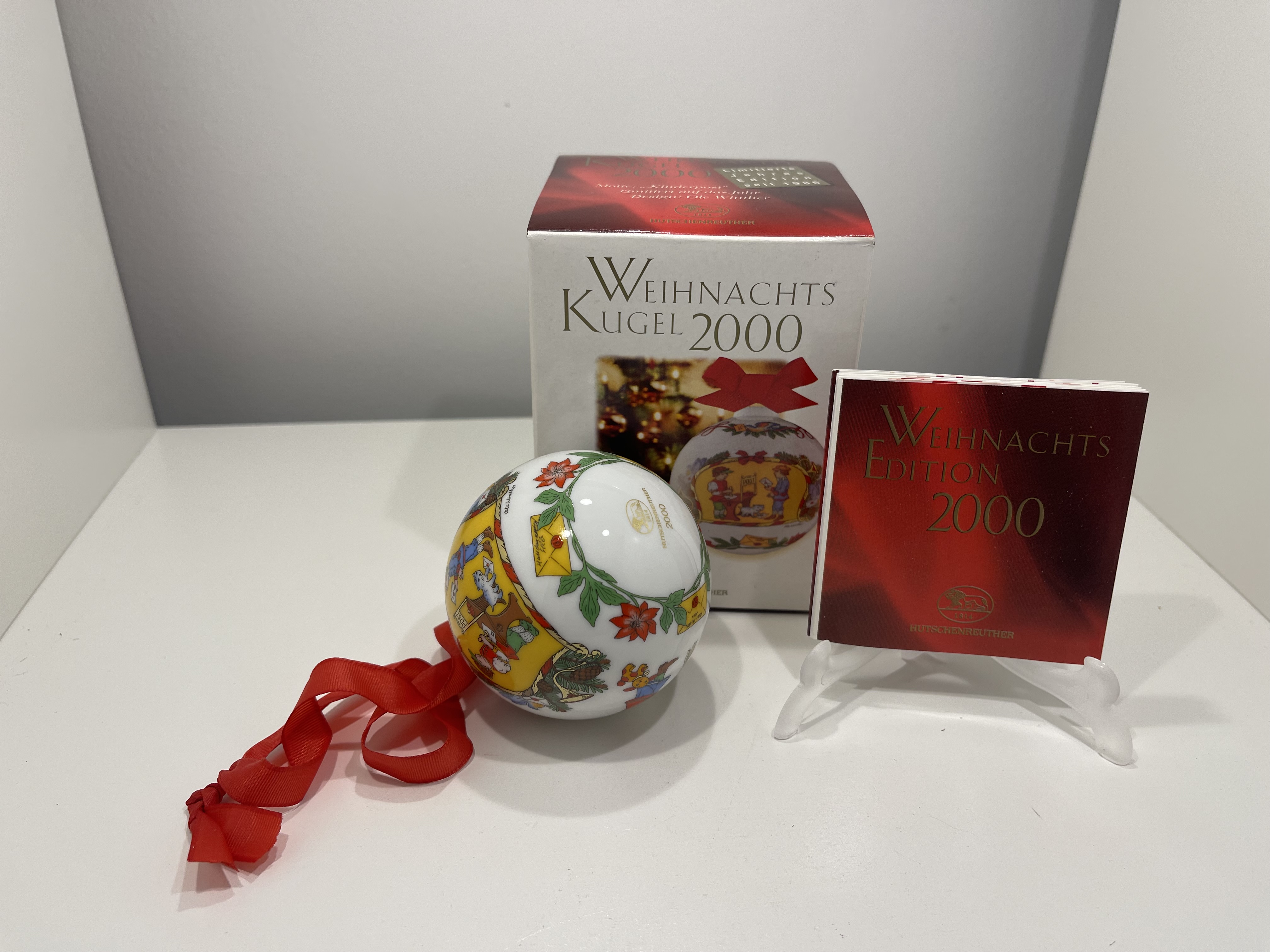  Hutschenreuther Weihnachtskugel mit Ovp + Zertifikat 2000 -Top Zustand. 