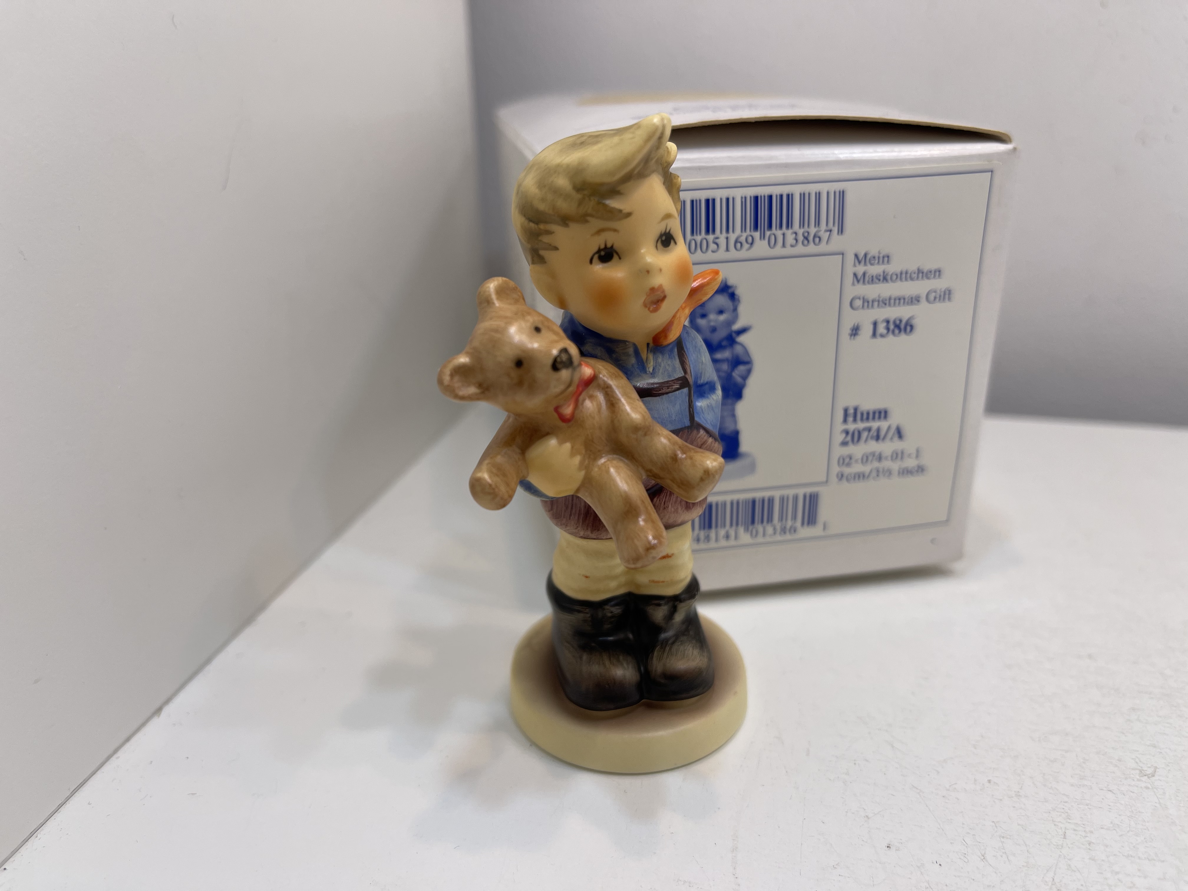 Hummel Figur 2074/A Mein Maskottchen 9 cm. 1 Wahl, Top Zustand OVP Hummel Figur 2074/A Mein Maskottchen 9 cm. 1 Wahl, Top Zustand OVP