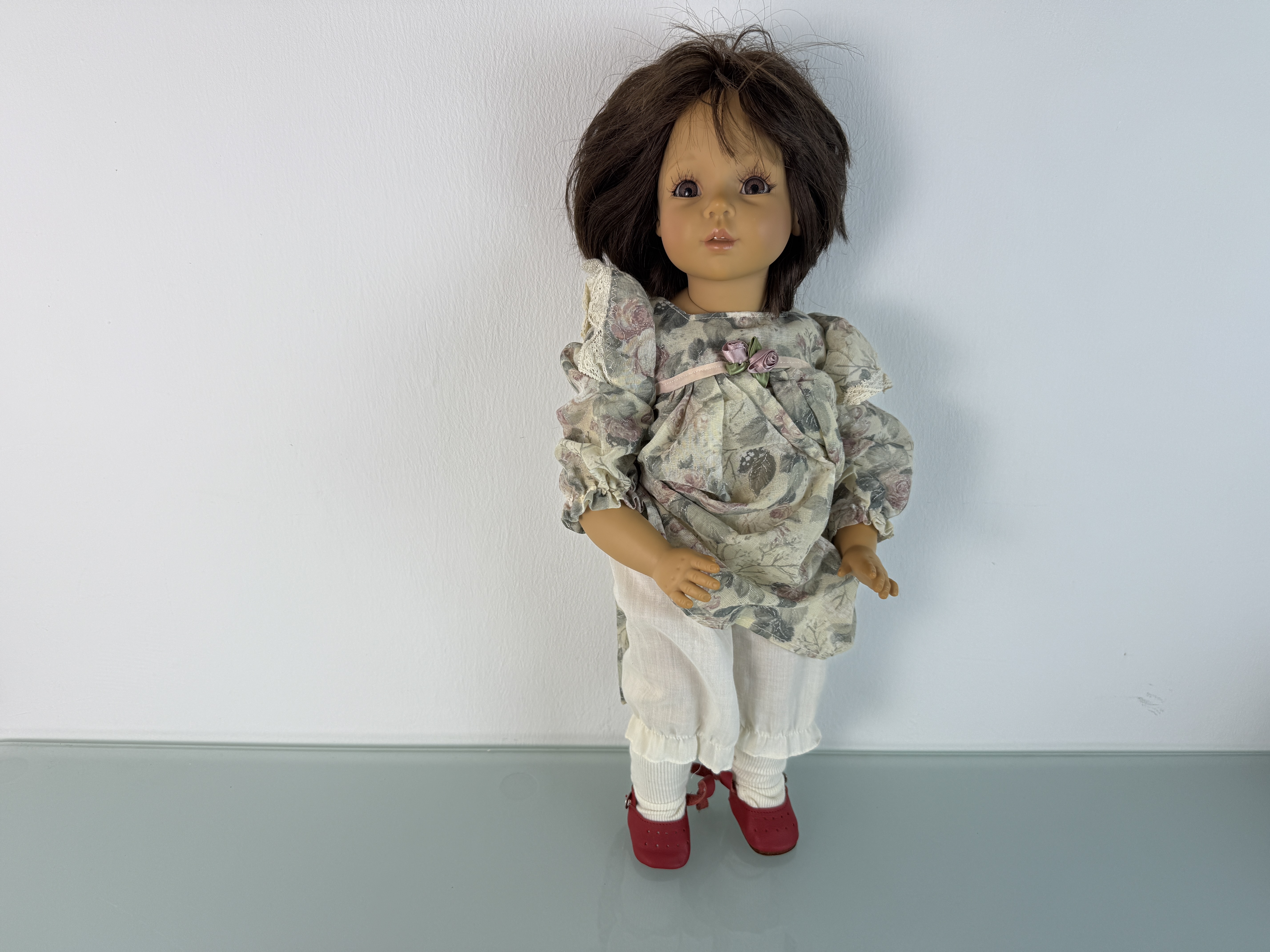 Künstlerpuppe Puppe Sammler Götz Vinyl Puppe 52 cm Top Zustand Siehe Fotos.   