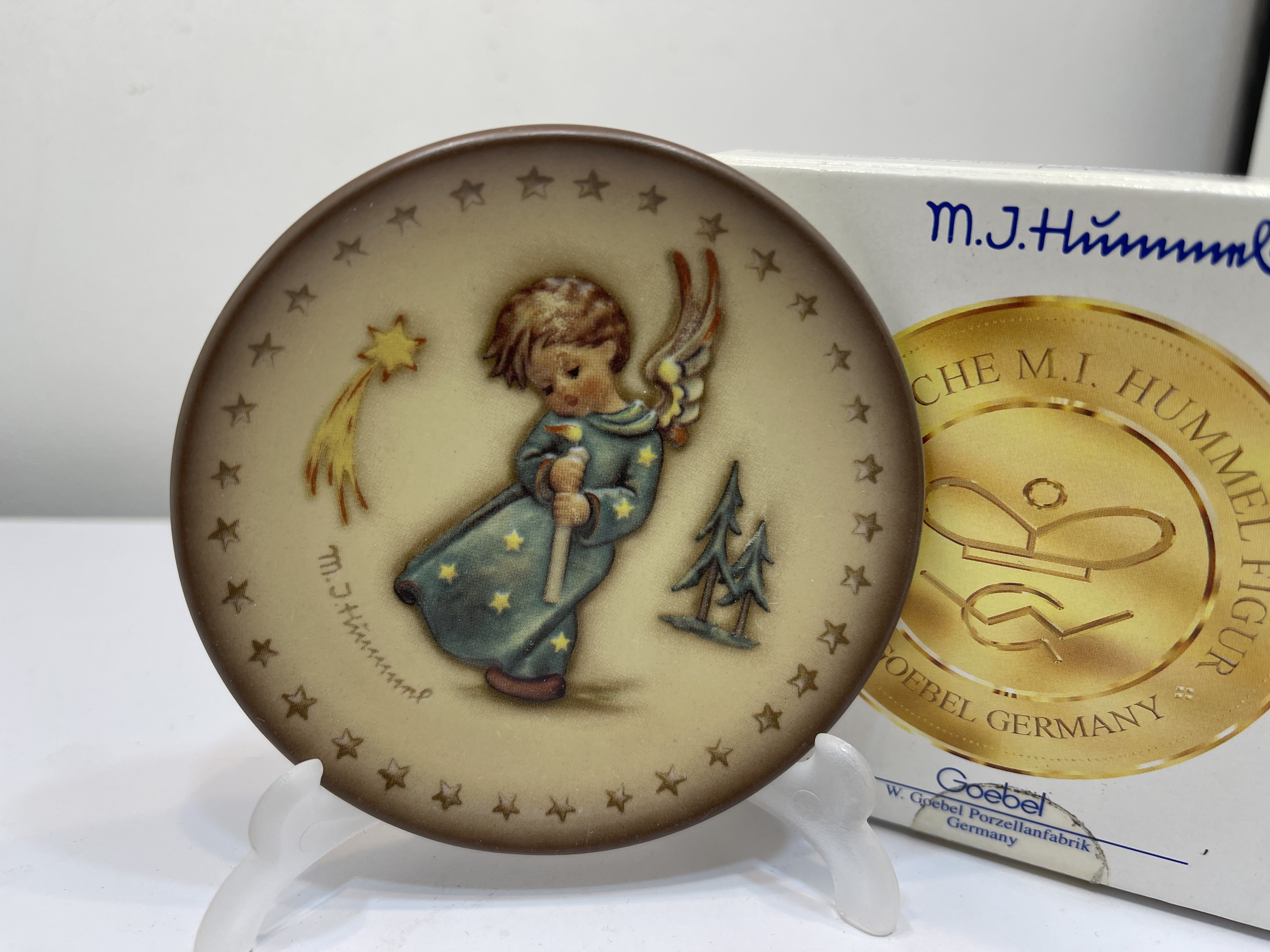  M.I. Hummel Teller  Ø 8,5 cm. 1 Wahl. Top Zustand.   