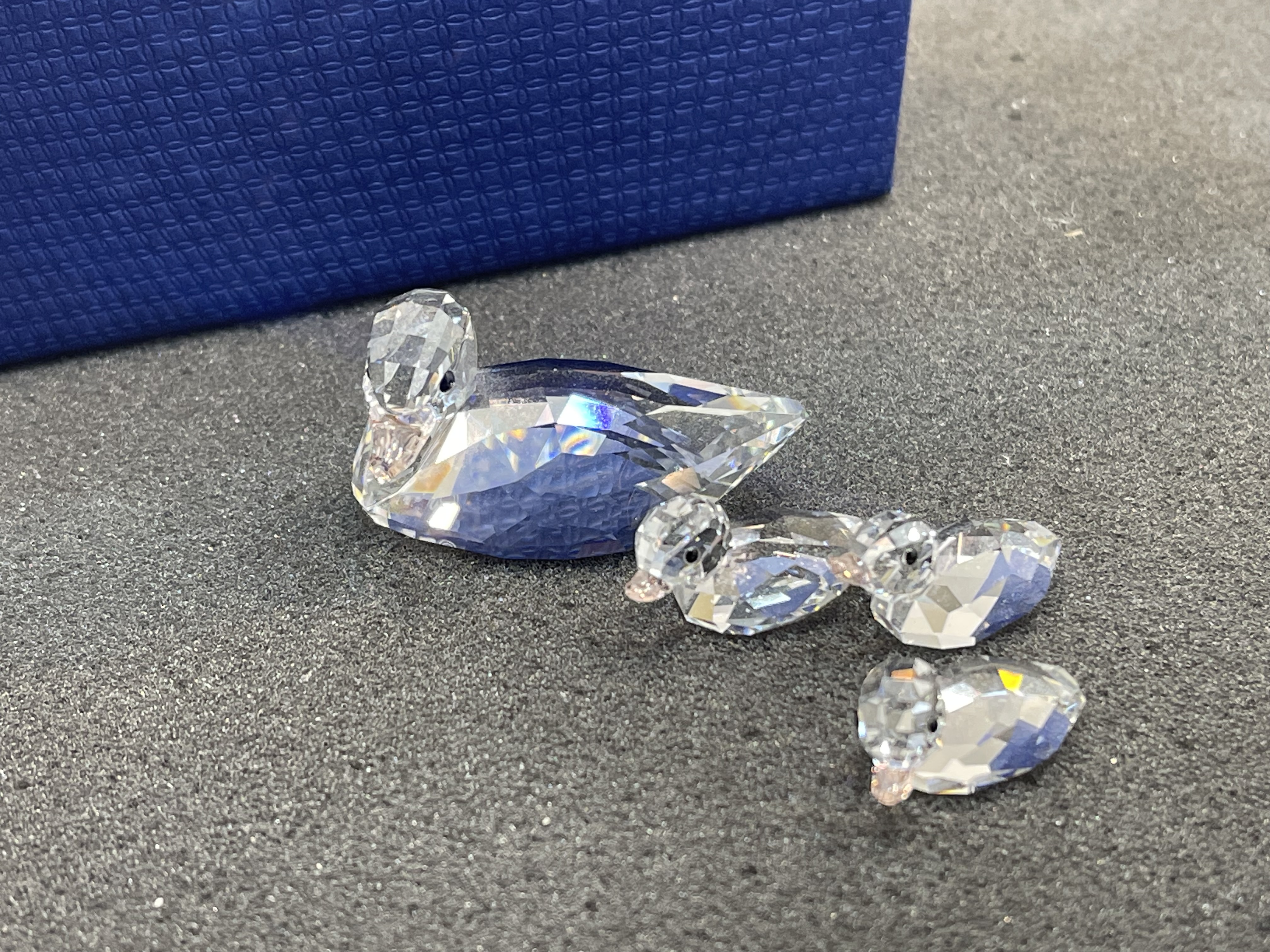 Swarovski Figur 5004695 Entenfamilie 3,8 cm. Ovp & Zertifikat - Top Zustand     