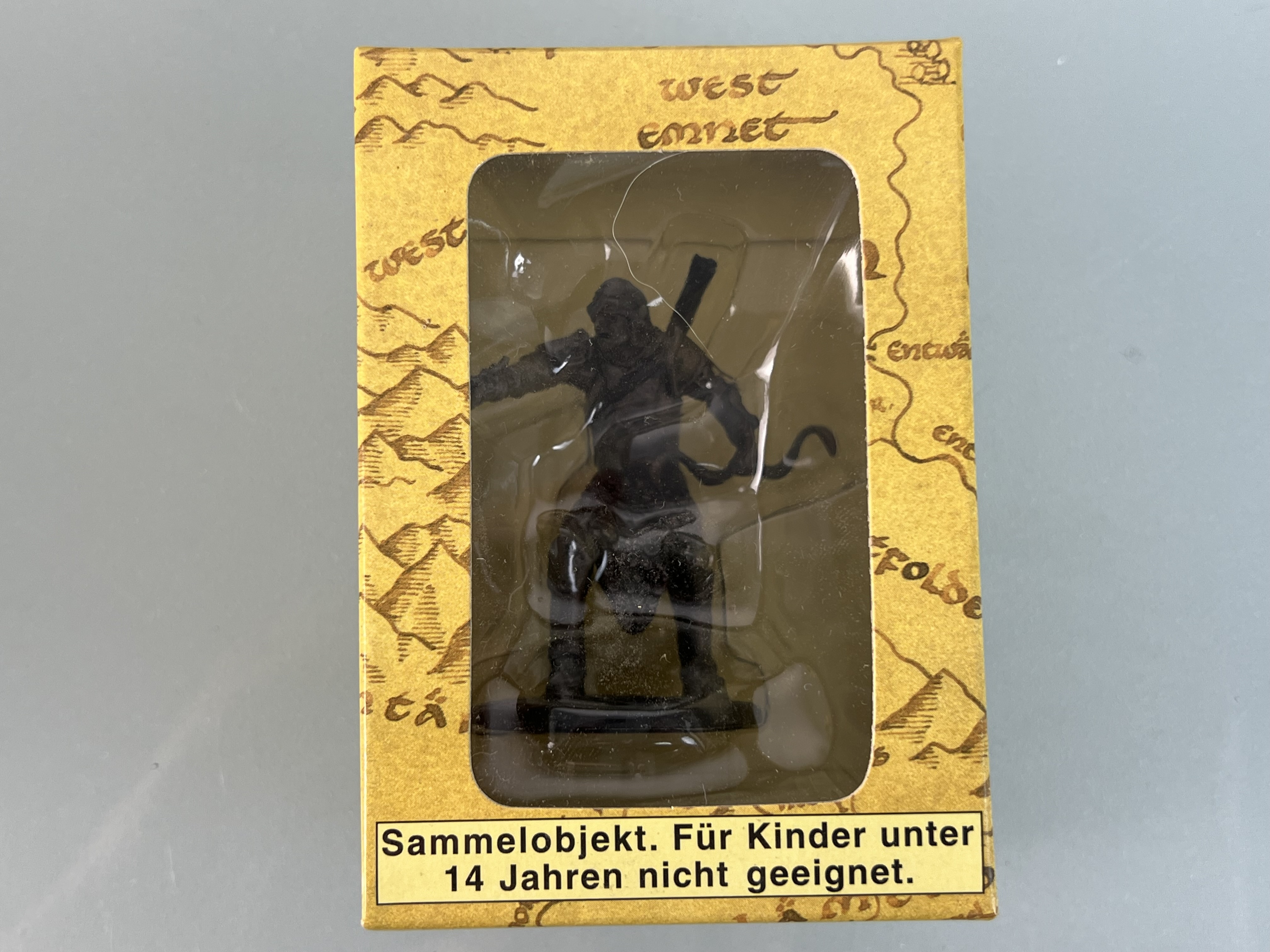 Sammelfigur "Der Herr der Ringe" Ork-Schildwache am Schwarzen Tor von Mordor 6,2 cm / 5,8 cm
