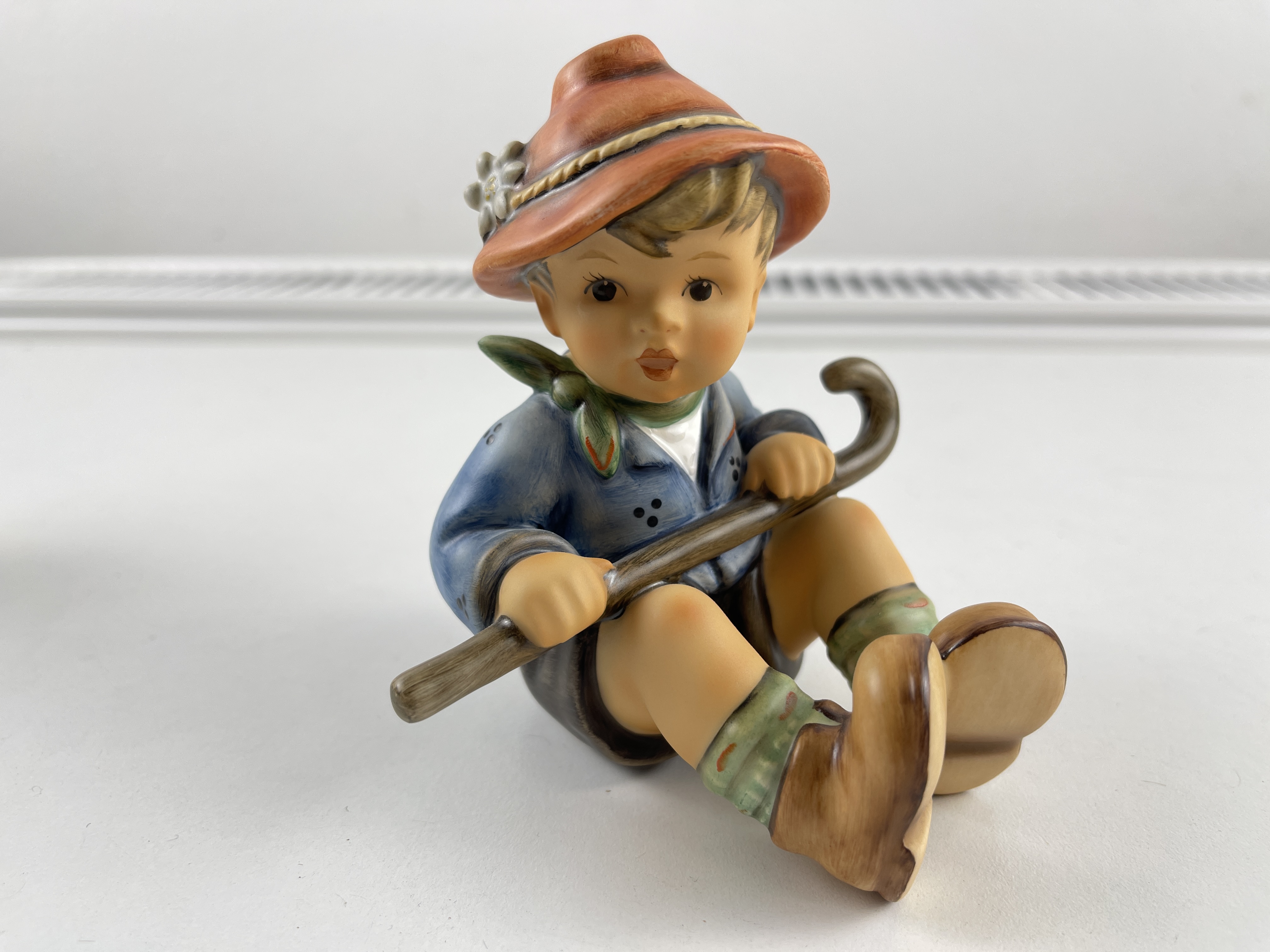 Hummel Figur 2317/B Gleich gehts weiter 11 cm. 1 Wahl. Top Zustand.     