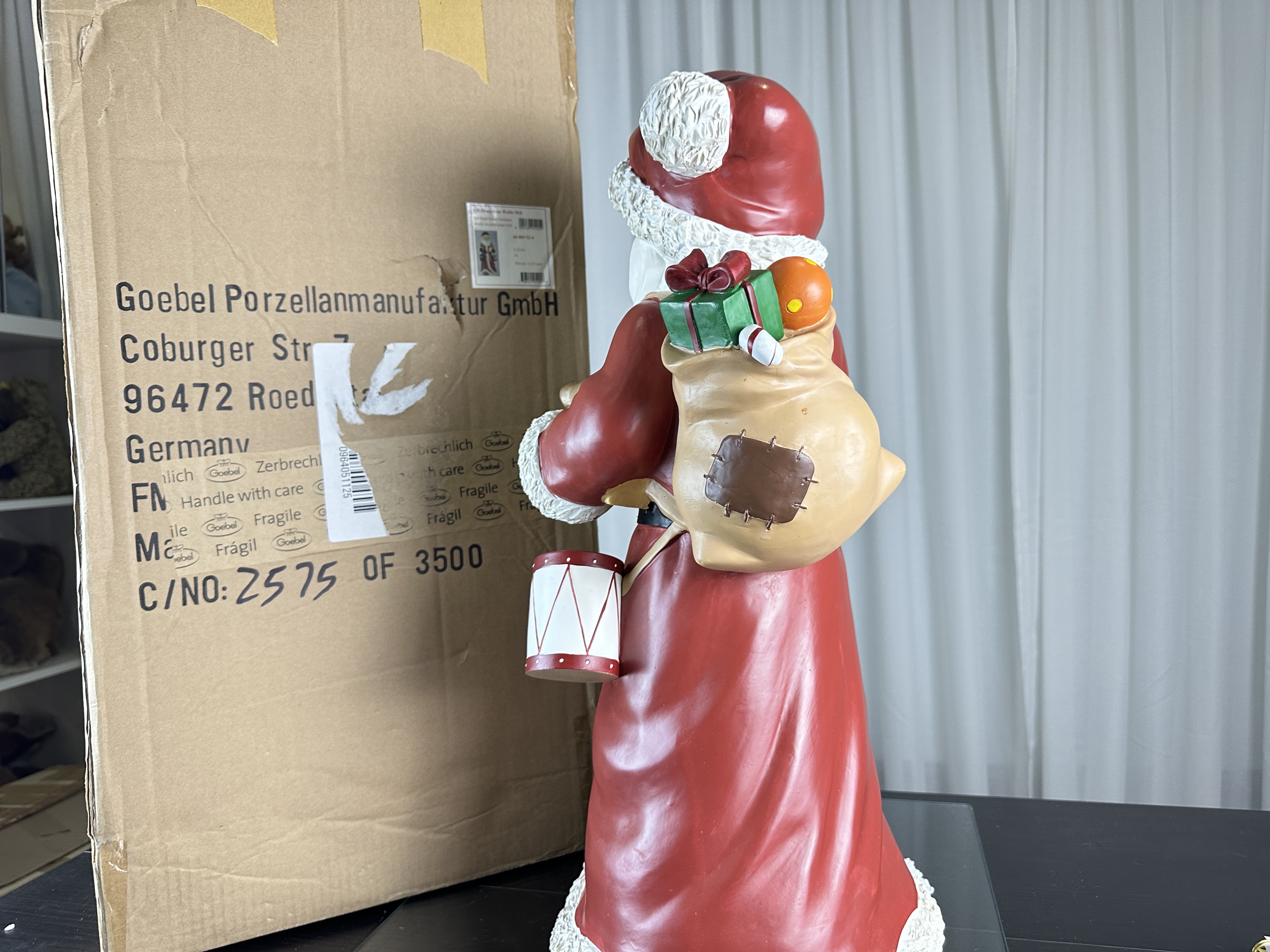 Goebel Weihnachtsmann - Outdoor Figur 58cm - Polyresin - incl.Windlicht - Top Zustand siehe Bilder   