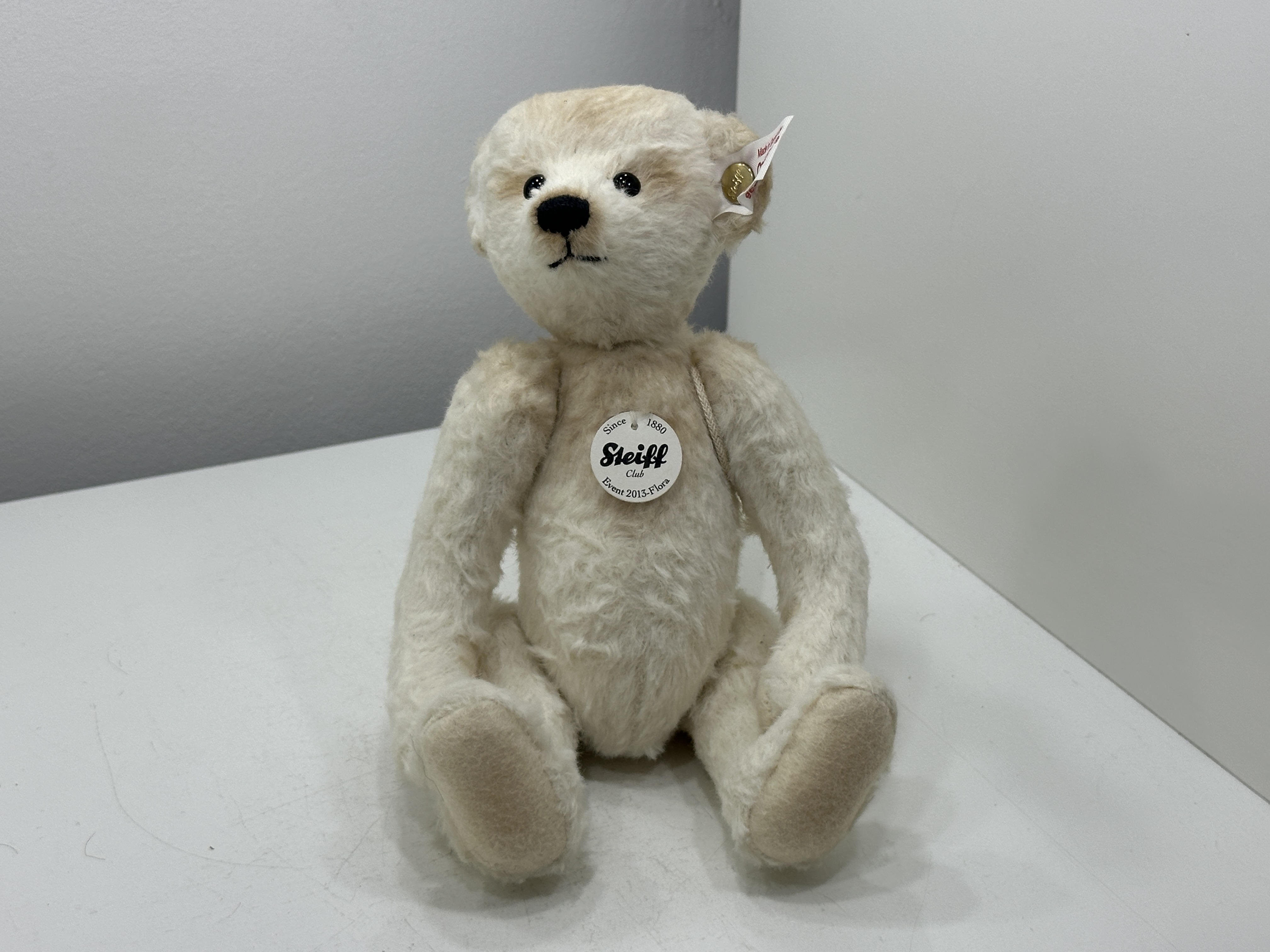  Steiff Tier 421280 Flora Event Teddybär 21 cm. - Top Zustand