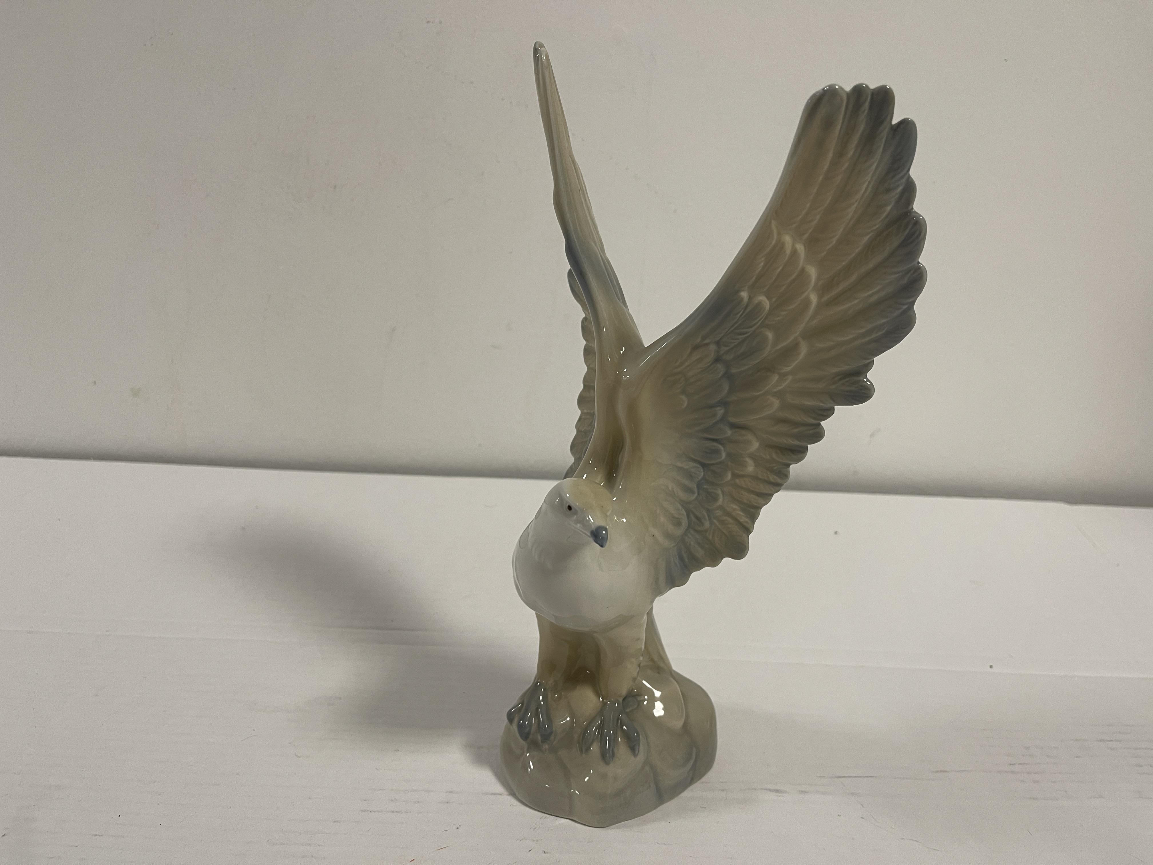 Kaiser Porzellan Figur Adler 25,5 cm.... SW19728