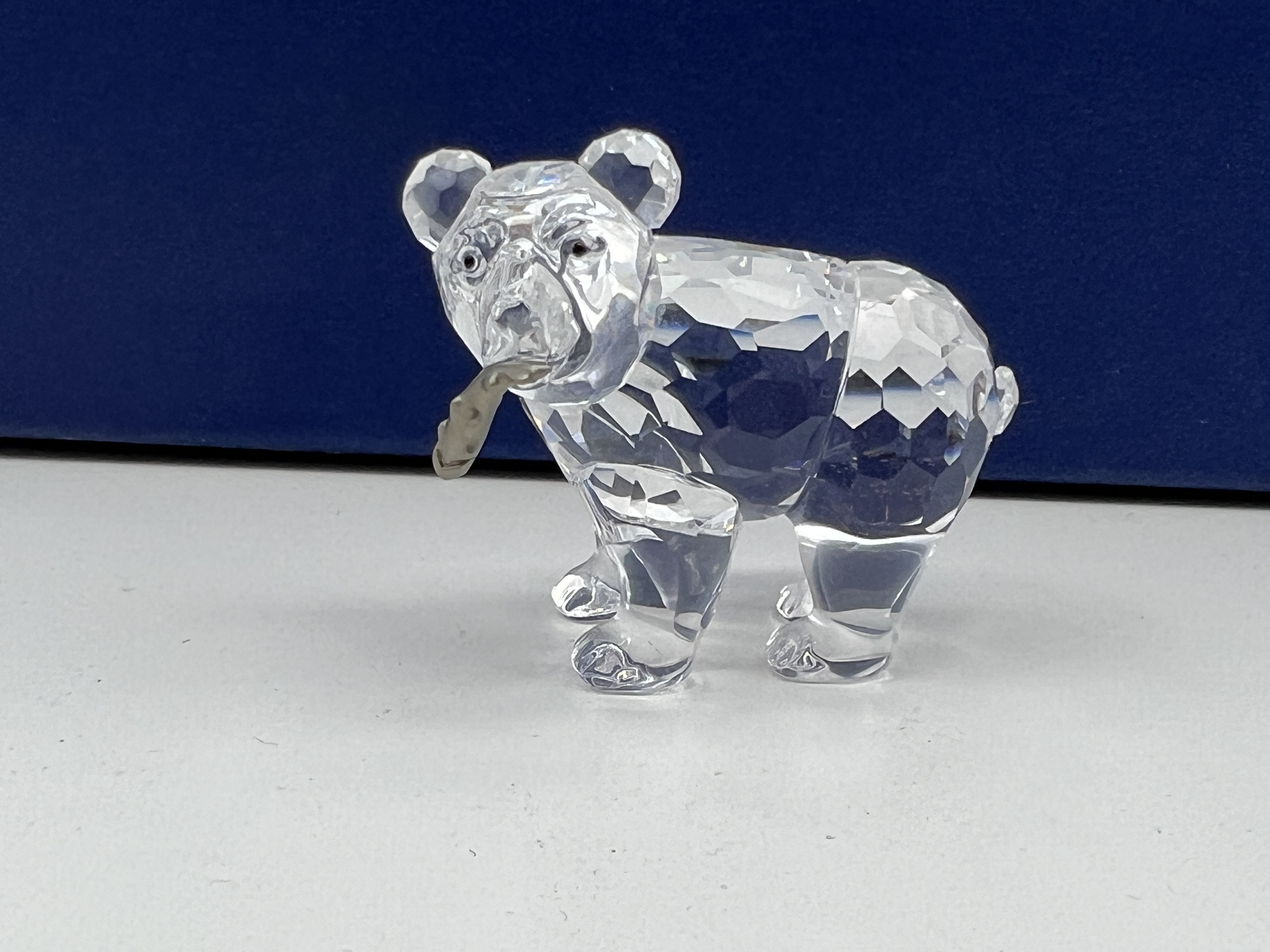 Swarovski Figur Kristall 261925 Grizzlybär mit Fisch 5,5 cm. - Top Zustand  