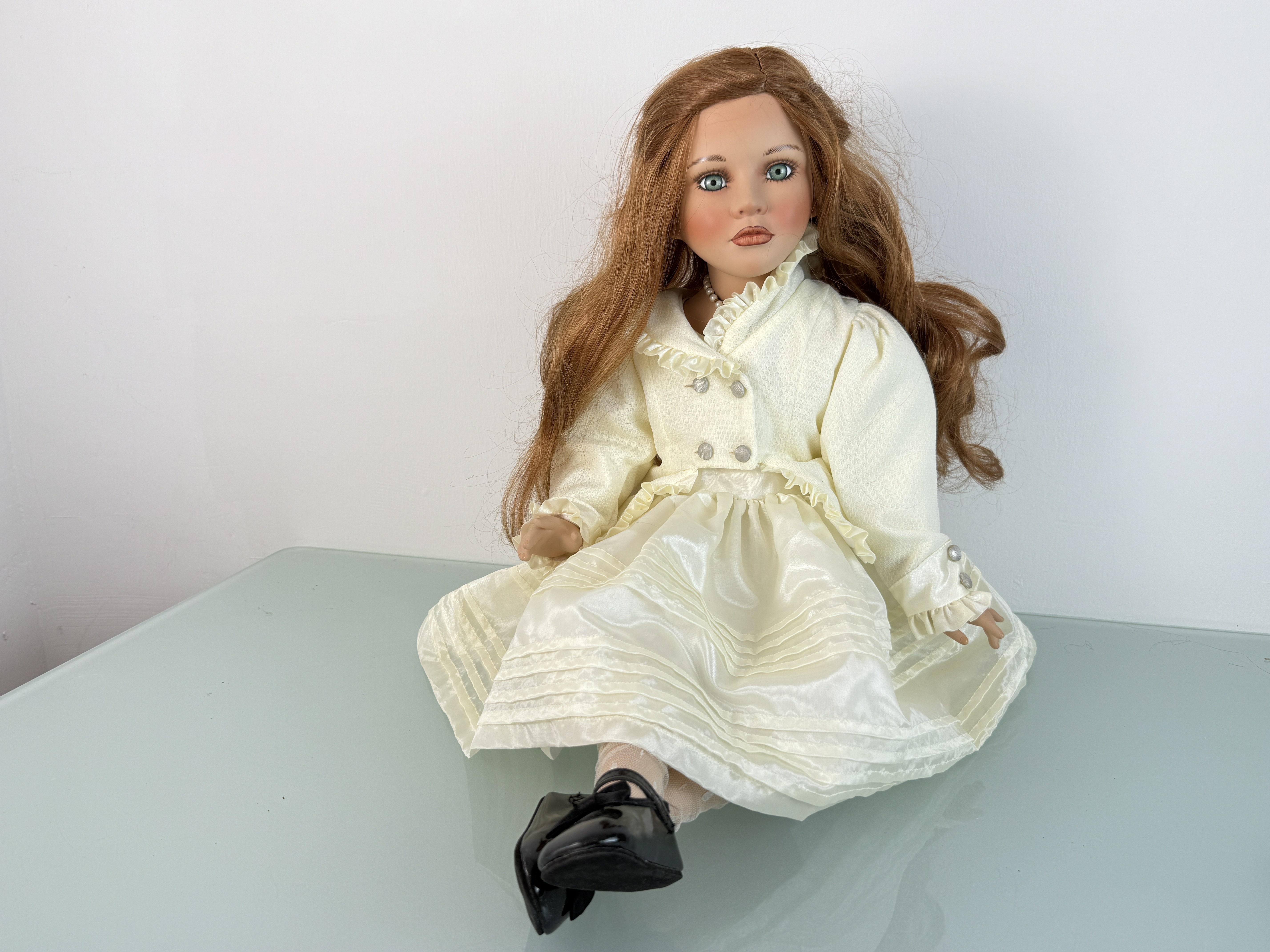 Künstlerpuppe  Ruby Doll Porzellan Puppe 80 cm. Top Zustand   
