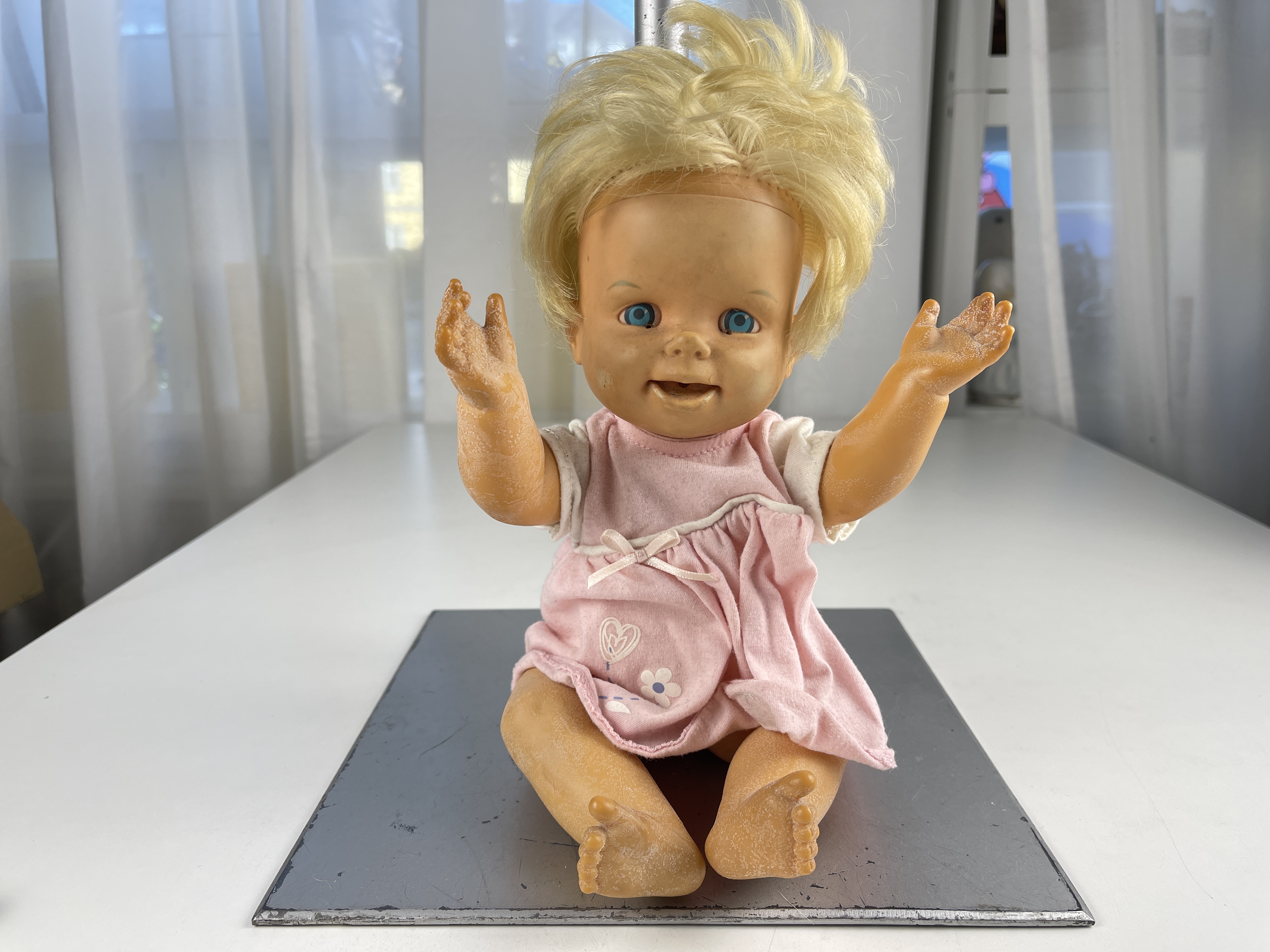 Künstlerpuppe Sammler Vinyl 32 cm. Zustand siehe Fotos  Kopie