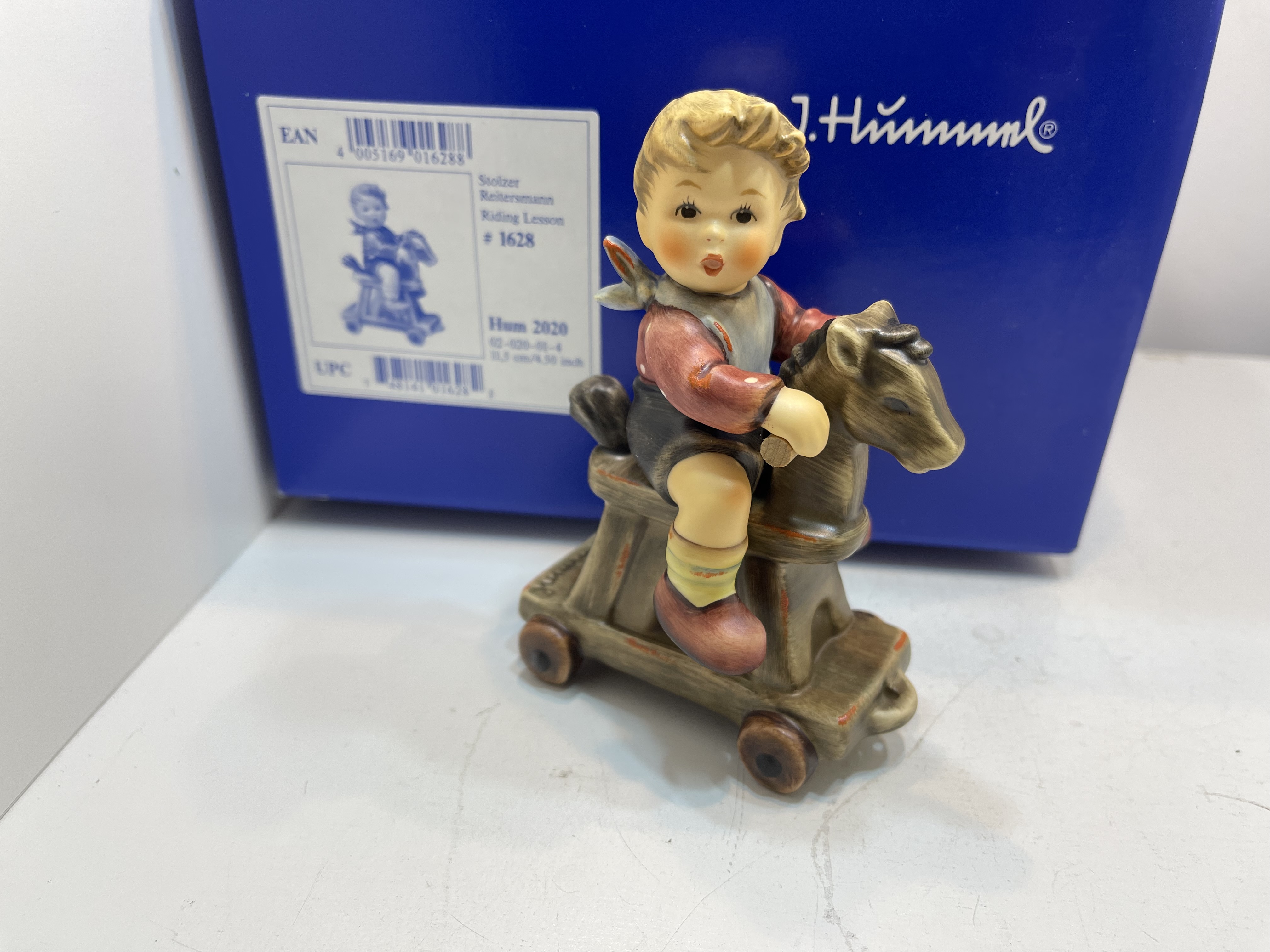 Hummel Figur 2020 Stolzer Reitersmann 11,5 cm. OVP 1 Wahl. Top Zustand  Hummel Figur 2020 Stolzer Reitersmann 11,5 cm. OVP 1 Wahl. Top Zustand