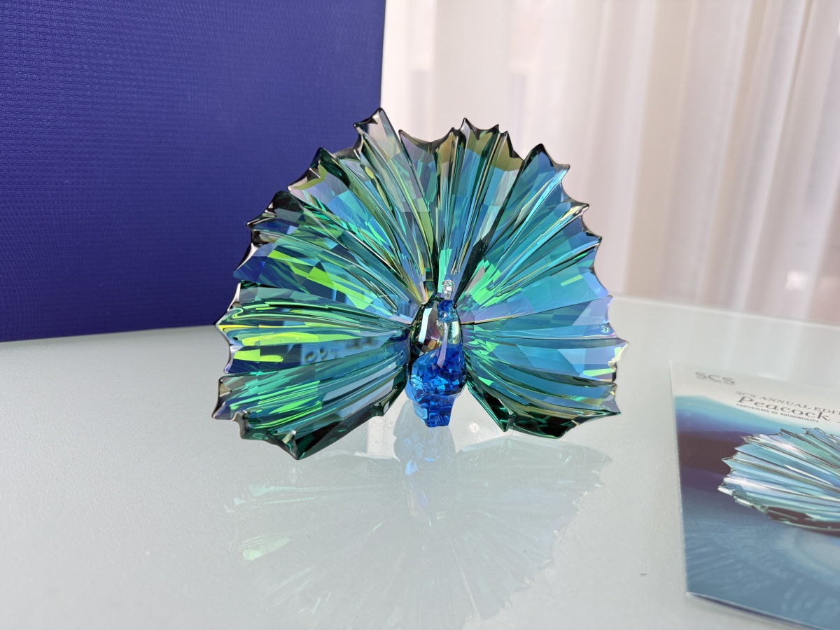Swarovski Figurine 5063694 ScS Arya Peacock 15.2 x 11.1 x 5.1 cm