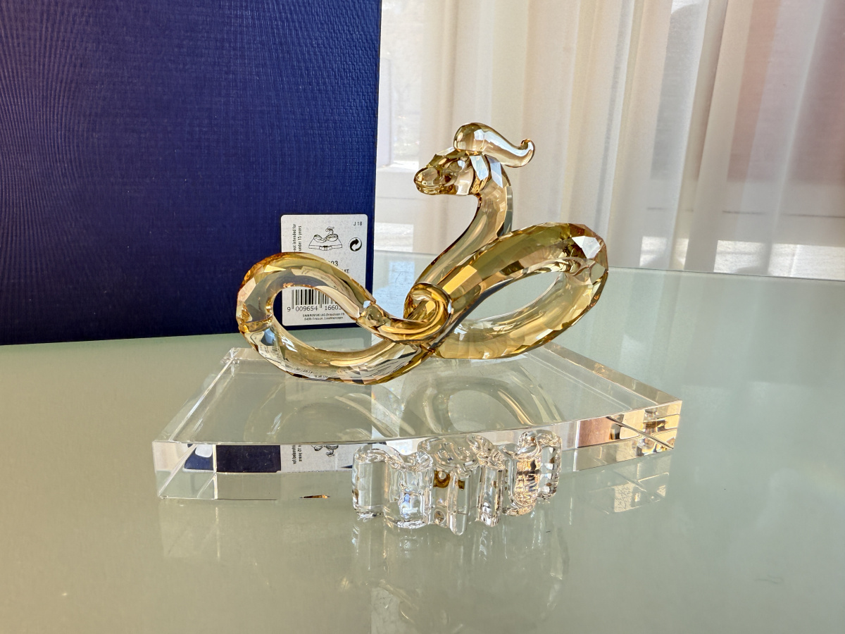 Swarovski Figurine Crystal 5416603 Zodiac Snake 13.5cm. Original