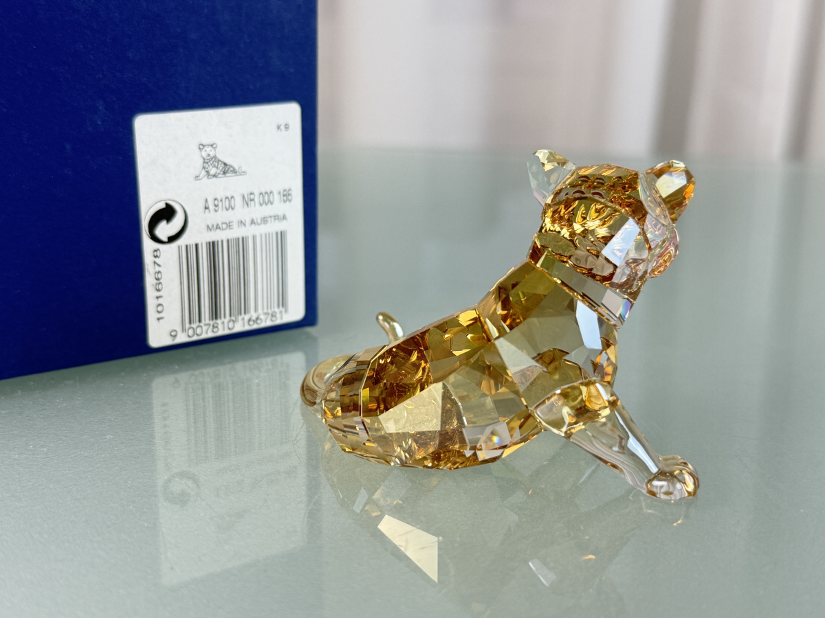 Swarovski Figurine 1016678 Crystal Scs Young Tiger 2010