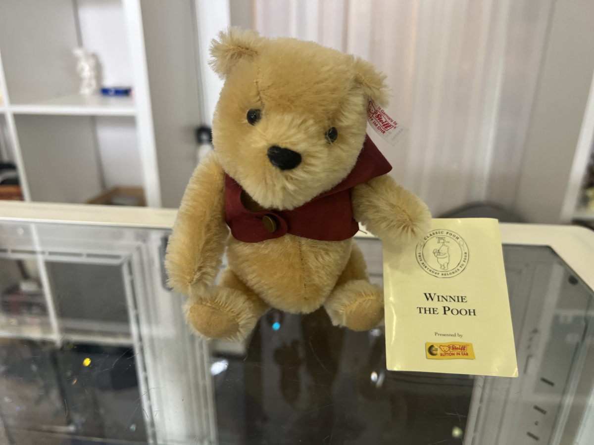 Steiff Animal 680090 Winnie The Pooh 18cm. Excellent Condition | eBay