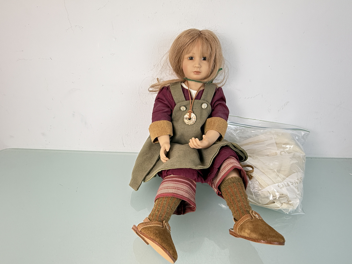 Artist Doll Bettina Feigenspan Hirsch Vinyl Doll 63 Cm