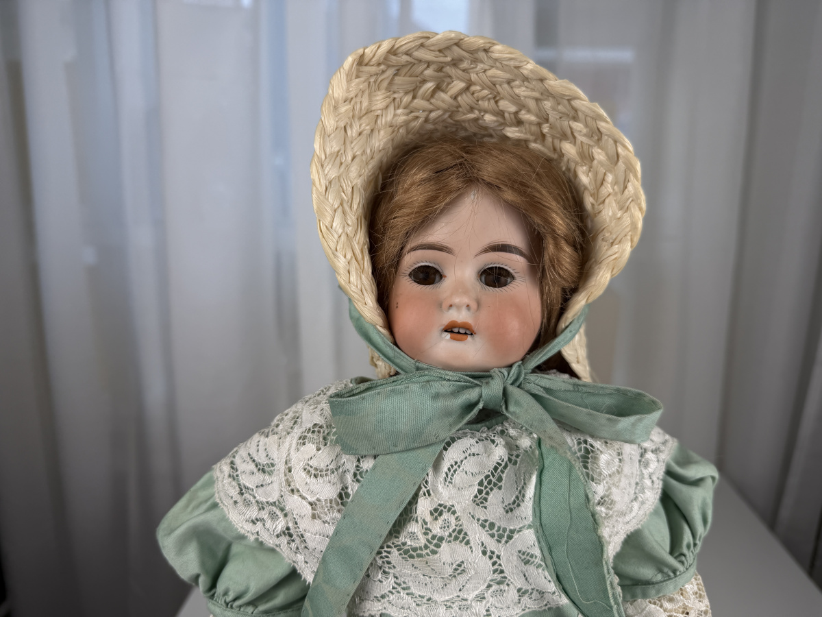 Poupée Ancienne Tête Porcelaine Schoenau & Hoffmeister – 52 Cm – Années 1900