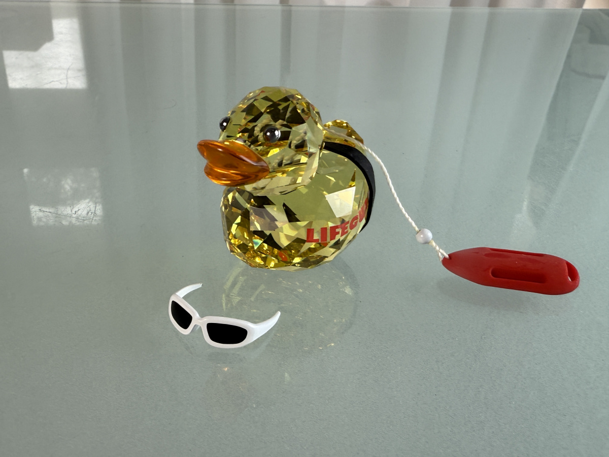 Swarovski Figure 1143443 Happy Duck Life Guard 5.6 Cm. Top