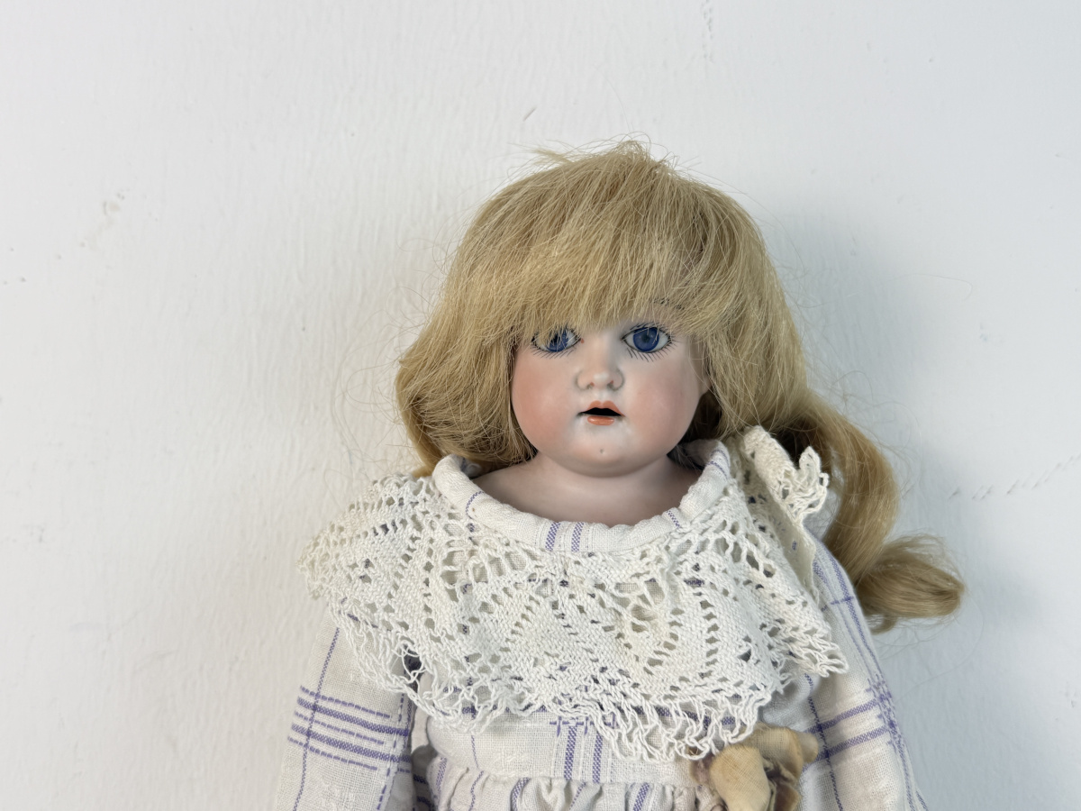 Grande Poupée De Collection 40 Cm – Visage Et Mains Porcelaine – Vintage