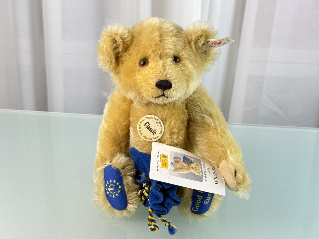 Steiffドイツ限定Classic Teddy Bear Brass 28cm Steiffドイツ限定Classic Teddy Bear Brass 28cm