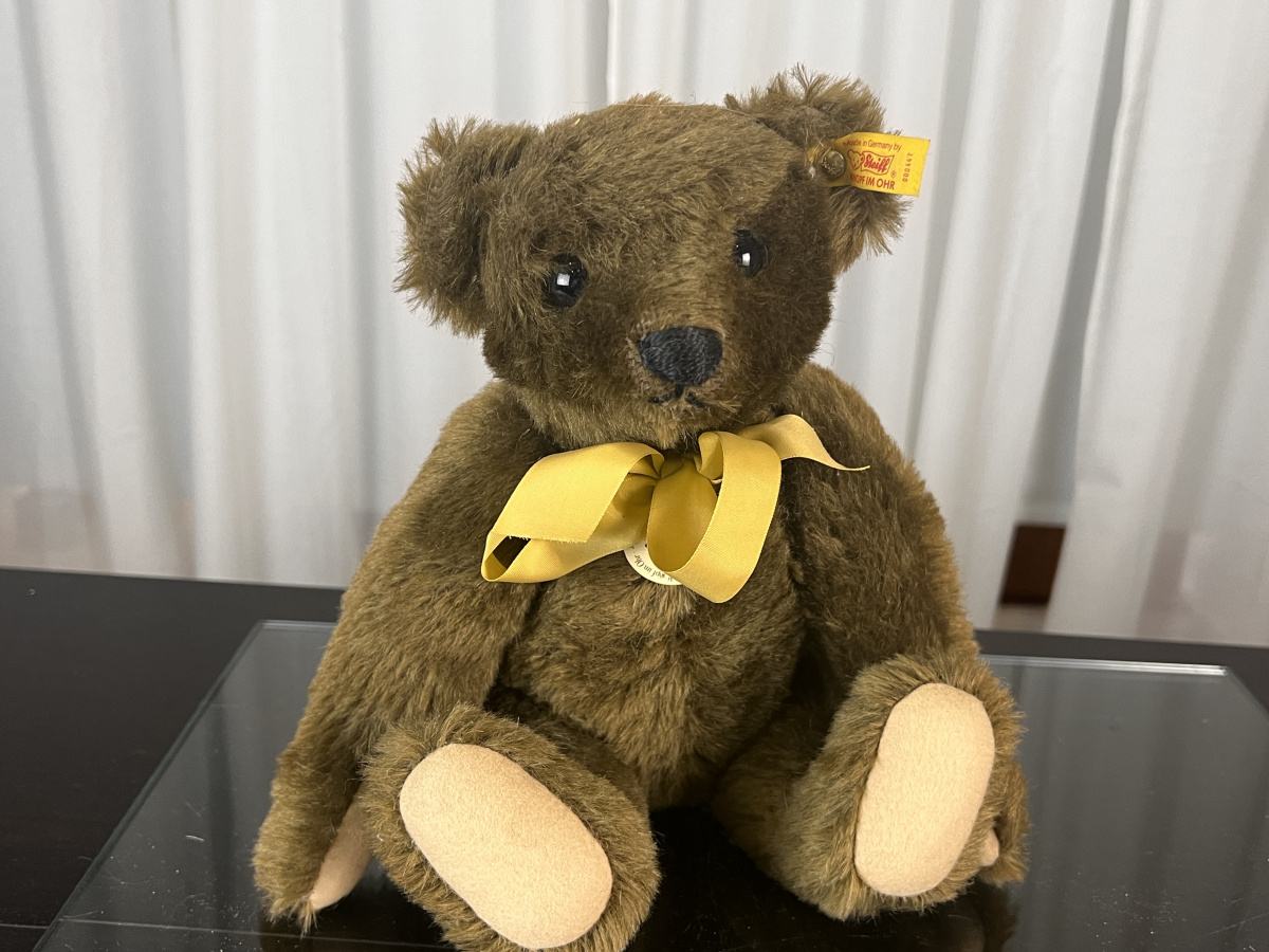 Steiff classic Teddy Bear Bigfoot　16cm Steiff Teddy Bear 000447 Classic Bear 34 cm. Top Condition