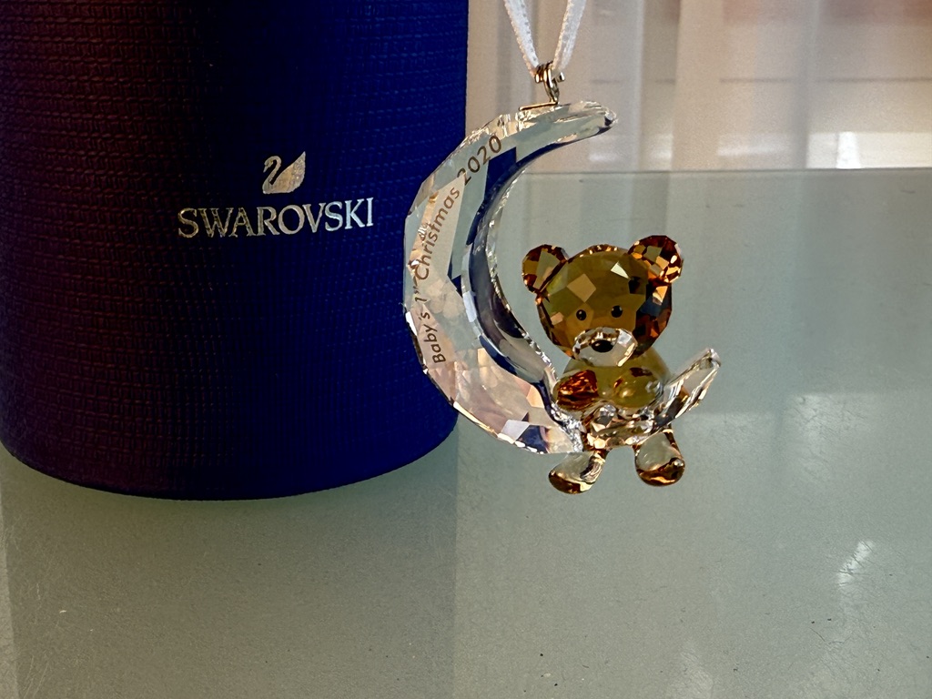 Swarovski Figurine 5533941 Baby's First Christmas Ornament Bear