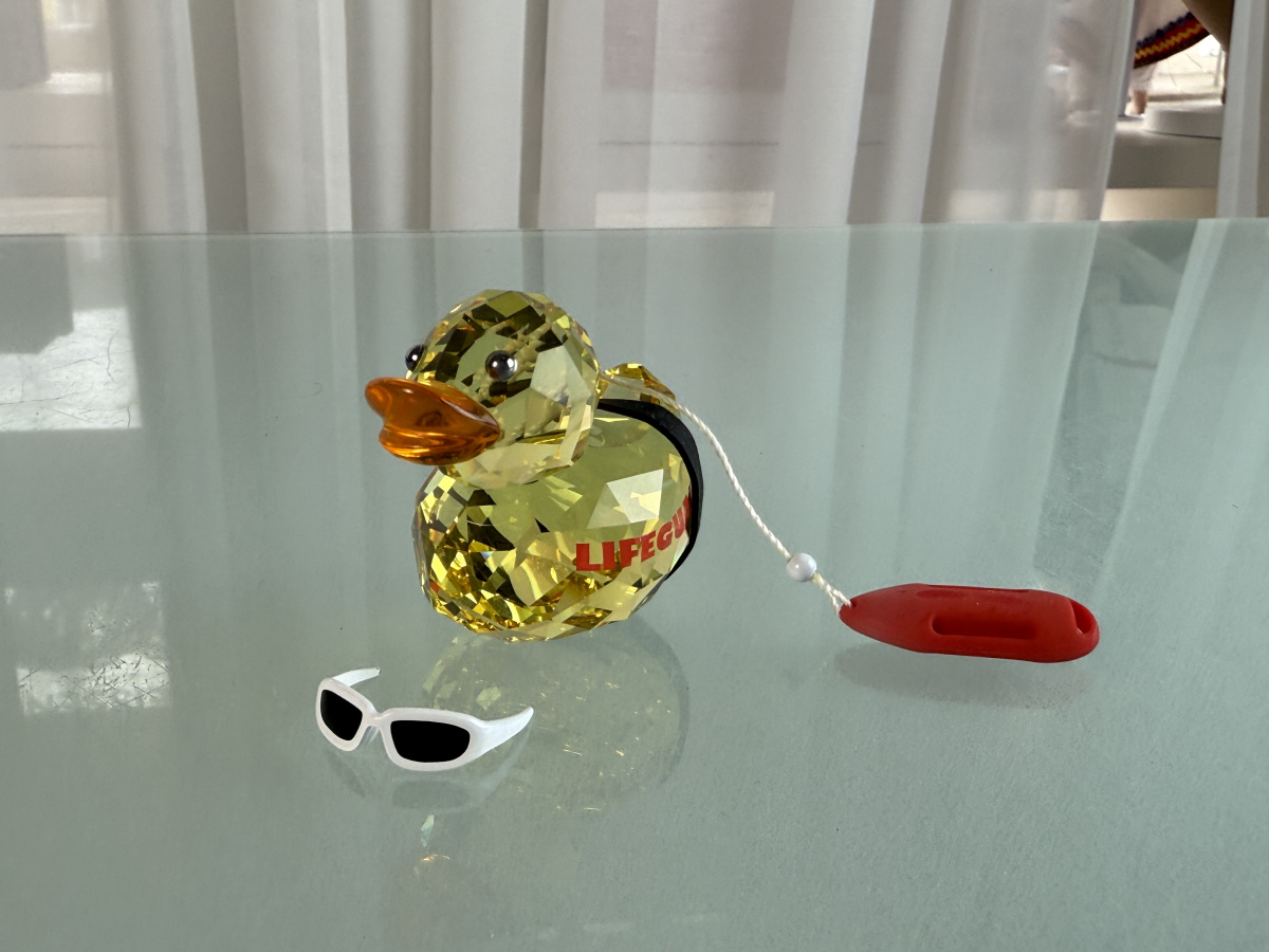 Swarovski Figure 1143443 Happy Duck Life Guard 5.6 Cm. Top
