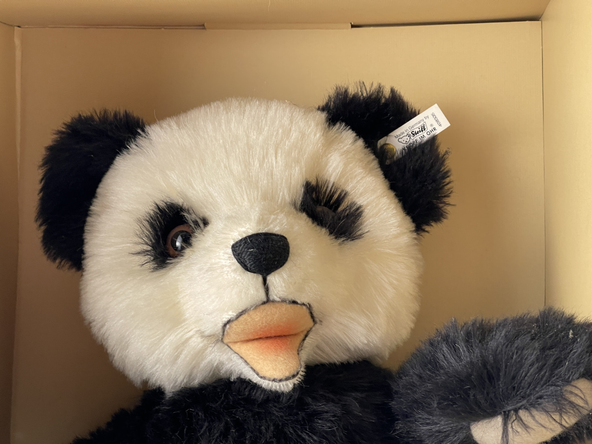 Steiff animal 408335 panda teddy bear 50 cm with original