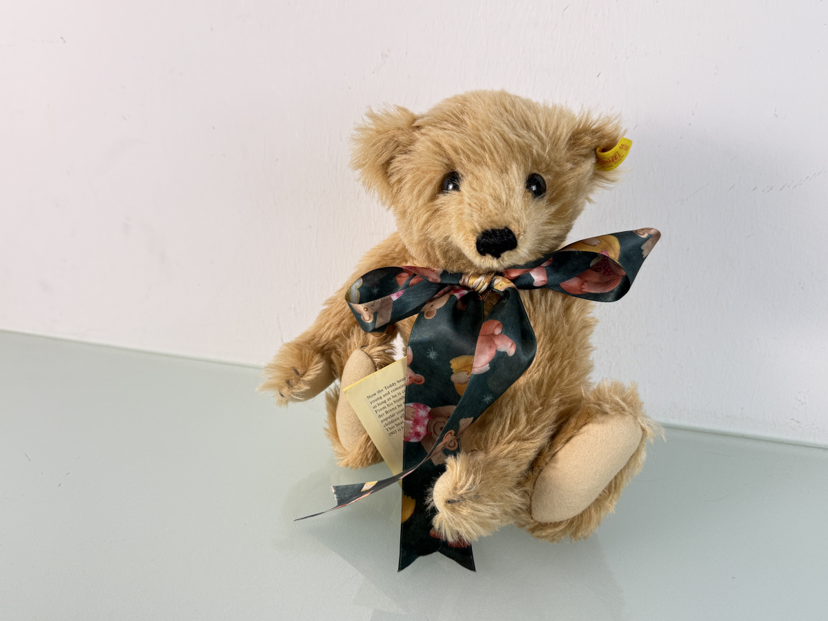 Steiff　1998年製 The Sea Bear ぬいぐるみ s-l1200.jpg