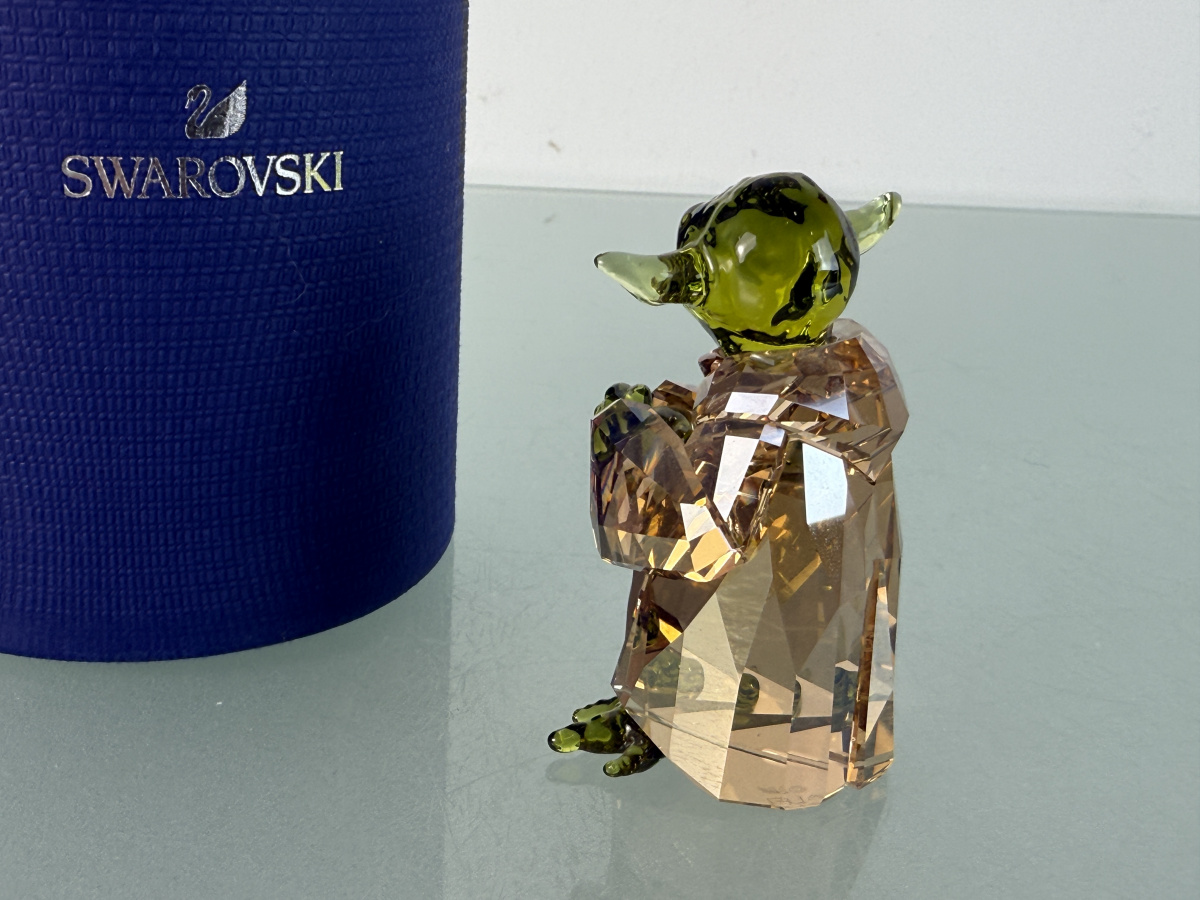 Swarovski Figurine 5393456 Disney Star Wars Master Yoda Box