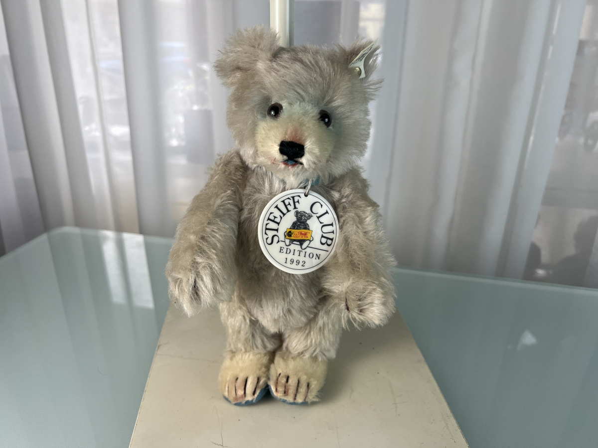 Steiff Tier 420016 Club 1992 Teddy Bär 28 cm. Leicht