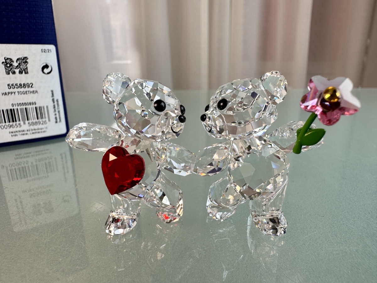 Swarovski Figurine 5558892 Kris Bear Together Happy Inch. Original