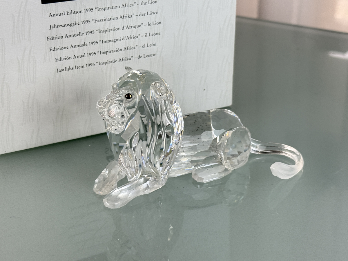 Swarovski Figurine 185410 Annual Lion 5 1/8in Boxed