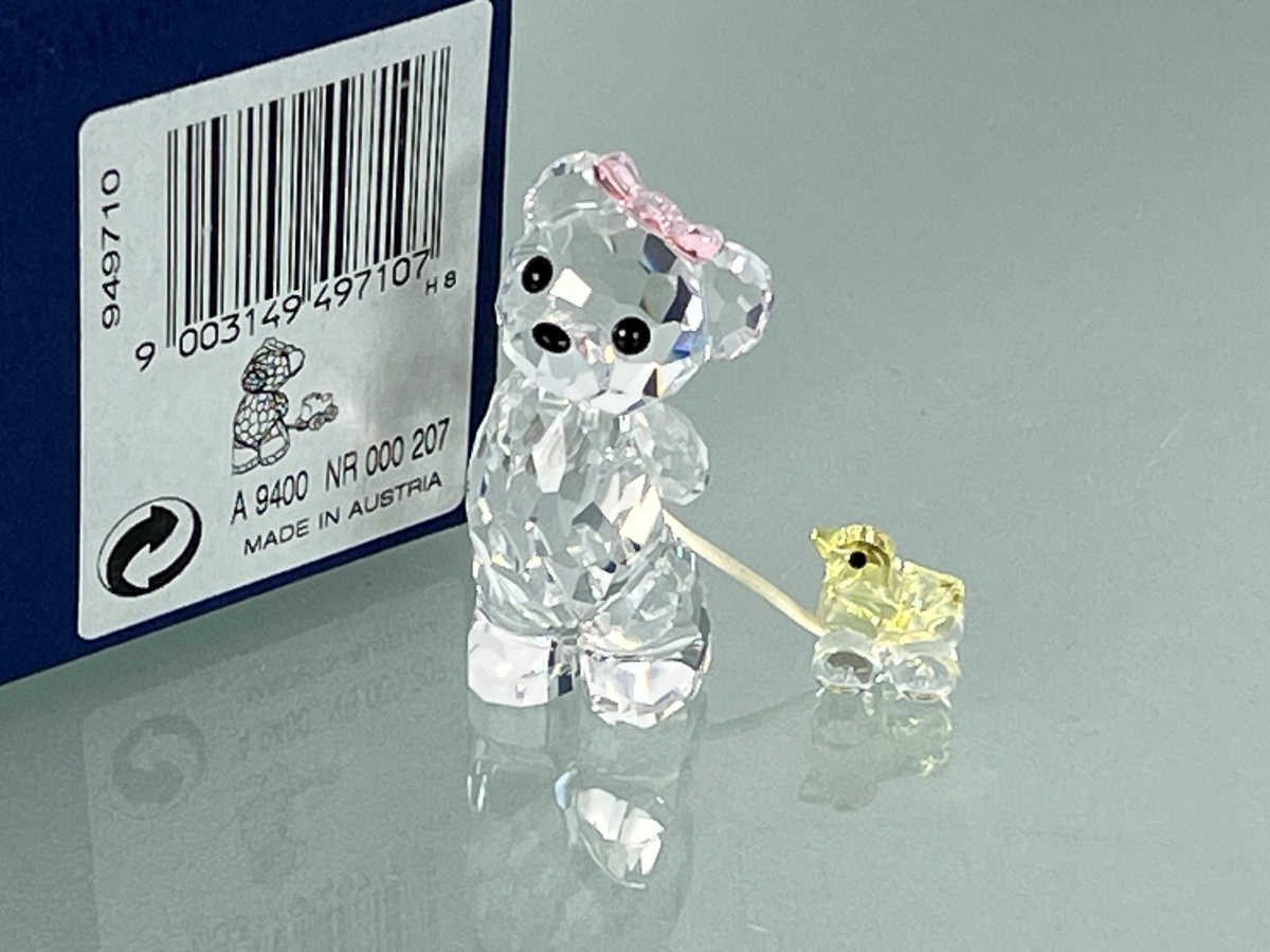 【SWAROVSKI】スワロフスキー Kris Bear It's A Girl Swarovski Figurine 949710 Kris Bear It's A Girl 4.4cm. Original