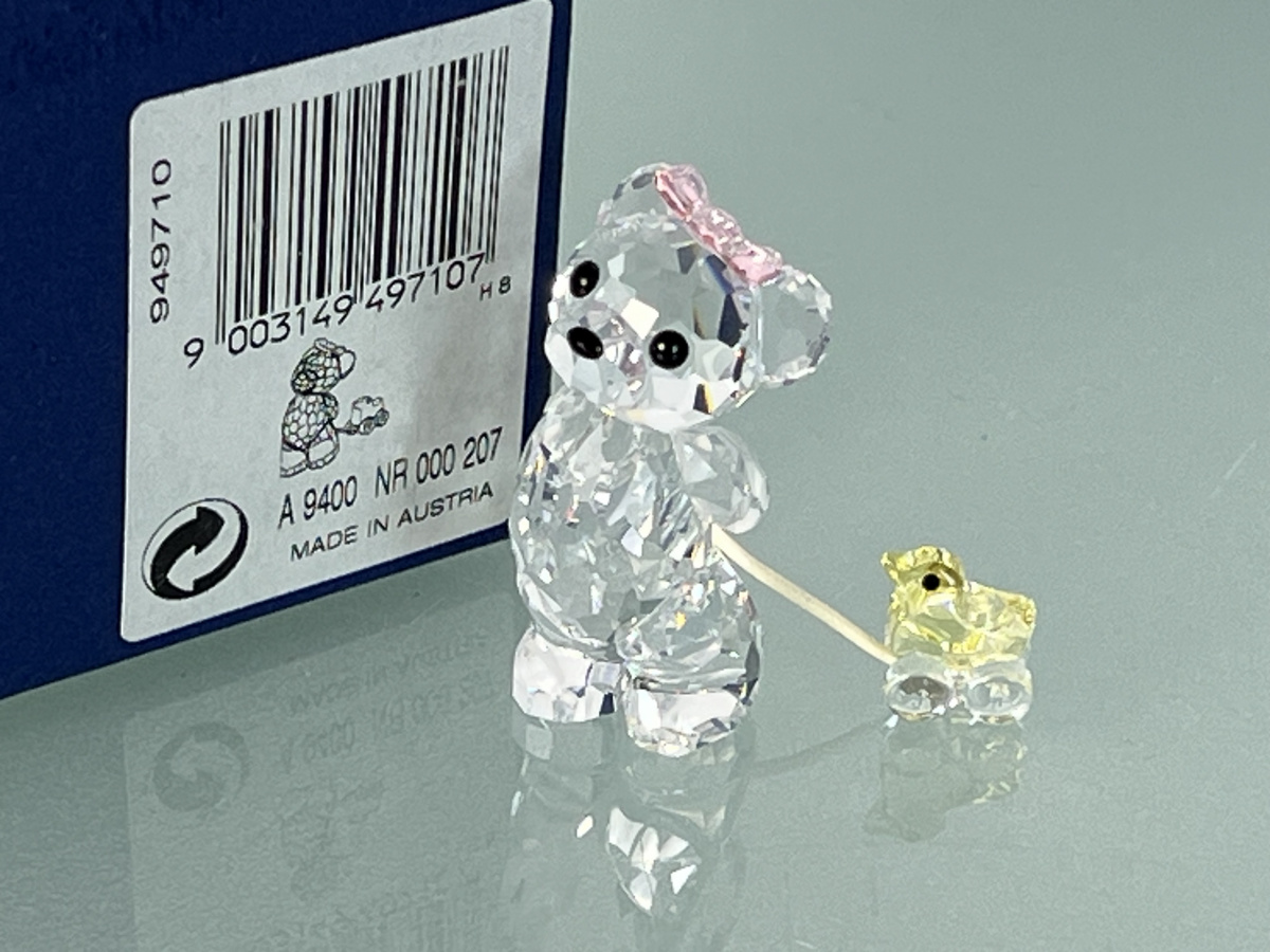 Swarovski Figurine 949710 Kris Bear It's A Girl 4.4cm. Original